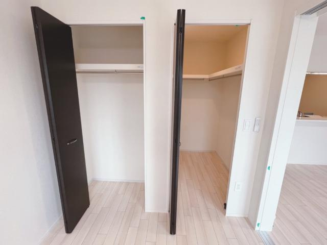 （仮称）市原市八幡新築アパートの収納|クローゼット（イメージ）