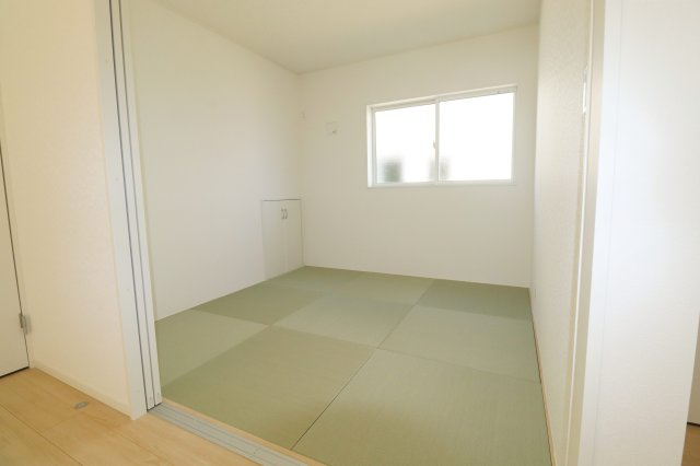 岩瀬郡鏡石町境　　　４号棟　　　鏡石第１小学校、鏡石中学区の和室