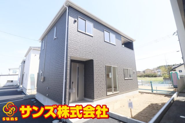 岩瀬郡鏡石町境　　　４号棟　　　鏡石第１小学校、鏡石中学区の外観|南西側から見た外観