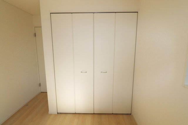 岩瀬郡鏡石町境　　　４号棟　　　鏡石第１小学校、鏡石中学区の収納|※同社施工例