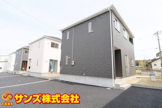 岩瀬郡鏡石町境　　　４号棟　　　鏡石第１小学校、鏡石中学区の外観|西側から見た外観