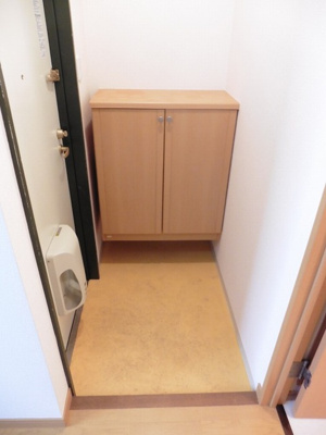 【玄関】 | コーポラス・富田