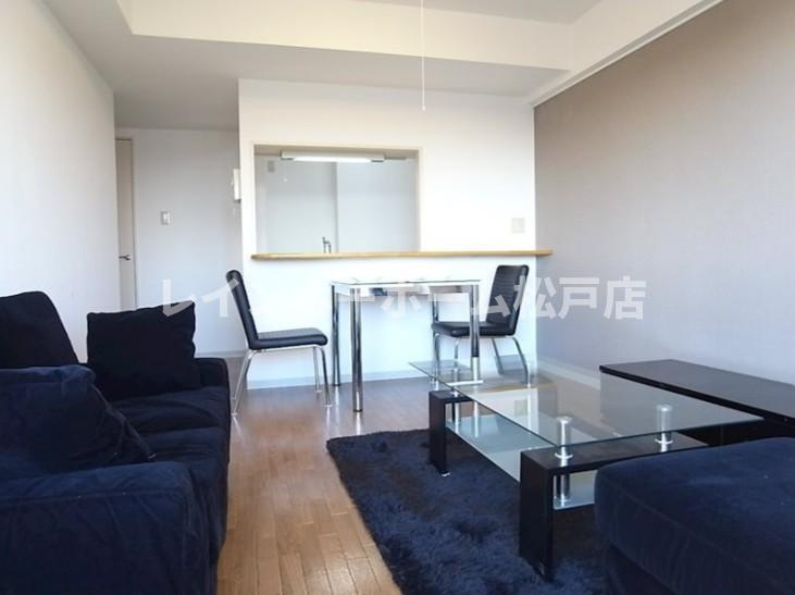 鎌ケ谷市富岡１丁目の賃貸マンション