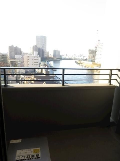 デュフレ南千住のバルコニー