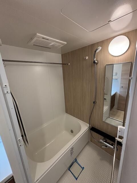 ルーラル二十四番館の浴室