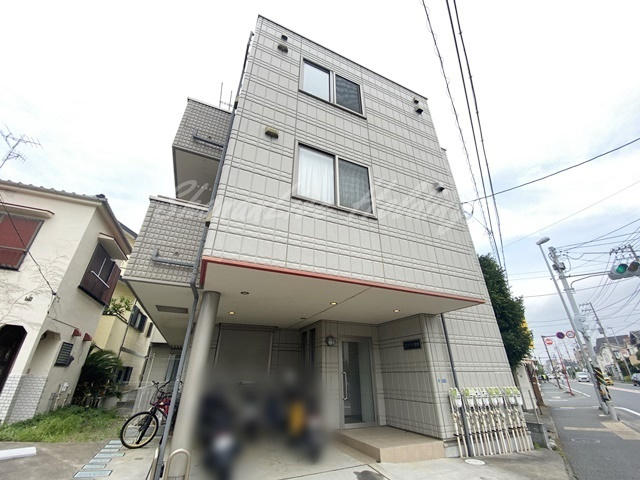 藤沢市片瀬４丁目の賃貸マンション