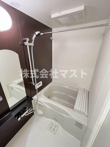 ソルテラス難波NEOの浴室