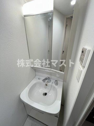 ソルテラス難波NEOの洗面所