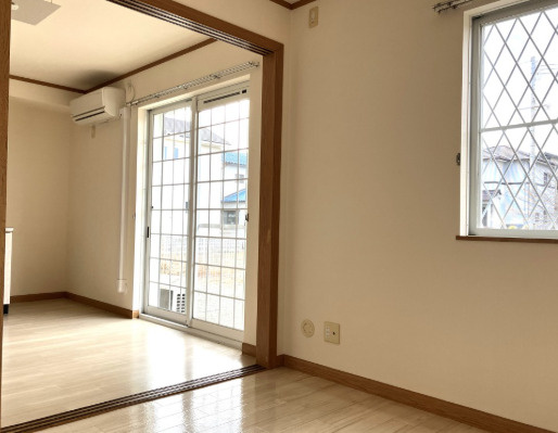 カロッテ　ガルテンの洋室