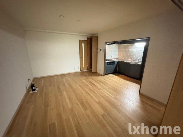 クレールの寝室|開放的な寝室です