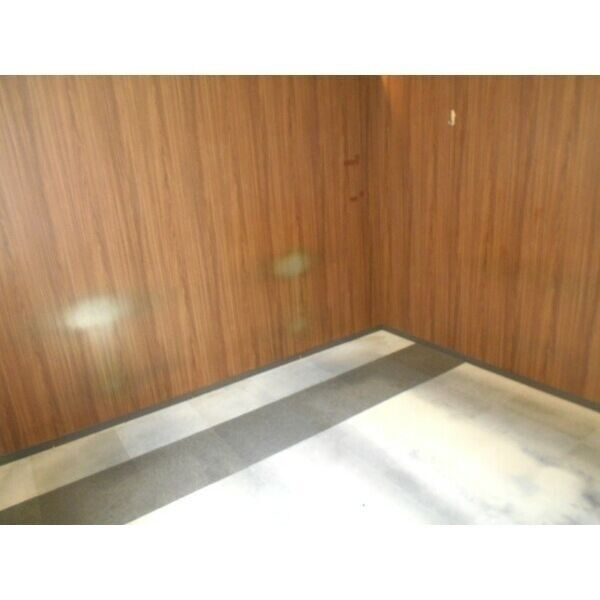 大阪市北区曾根崎新地１丁目の店舗事務所の内装