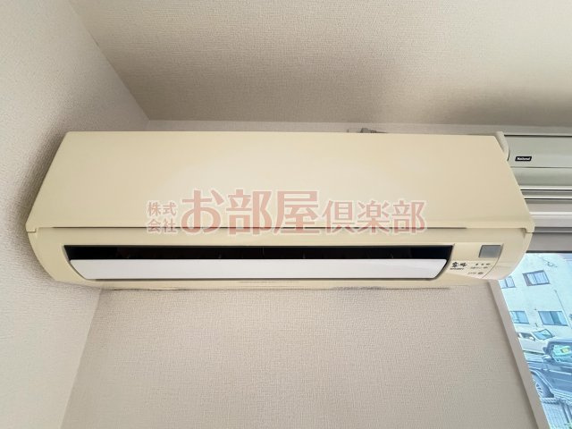 アヴニール合川の設備|明るい玄関です