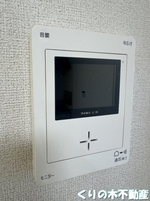 【セキュリティ】 | ツインズハウスＭ | モニター付きインターホンです