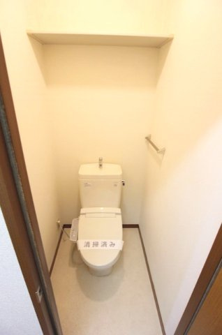 West Houseのトイレ