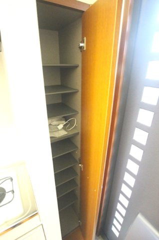 West Houseの収納|シューズボックスです