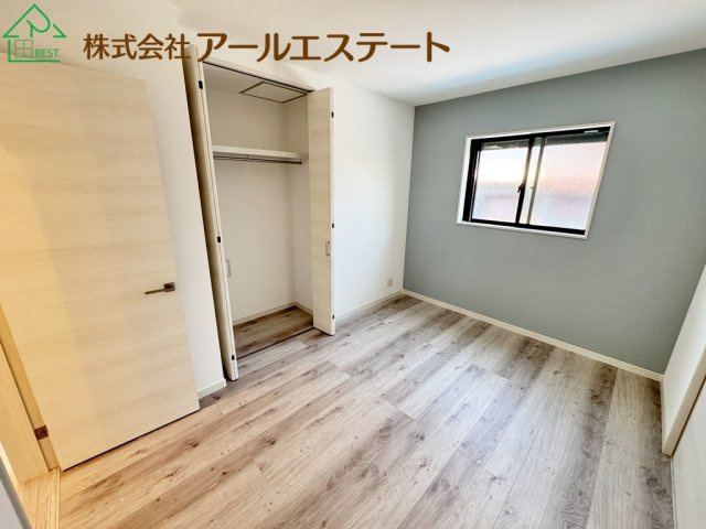 加古川市平岡町一色　　JR「東加古川駅」徒歩12分の子供部屋