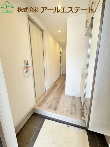 加古川市平岡町一色　　JR「東加古川駅」徒歩12分の玄関