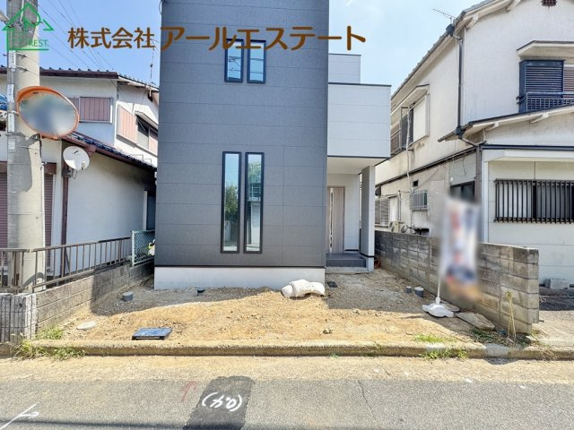 加古川市平岡町一色　　JR「東加古川駅」徒歩12分の駐車場