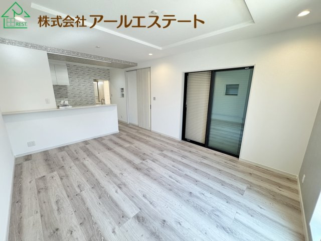 加古川市平岡町一色　　JR「東加古川駅」徒歩12分の居間・リビング