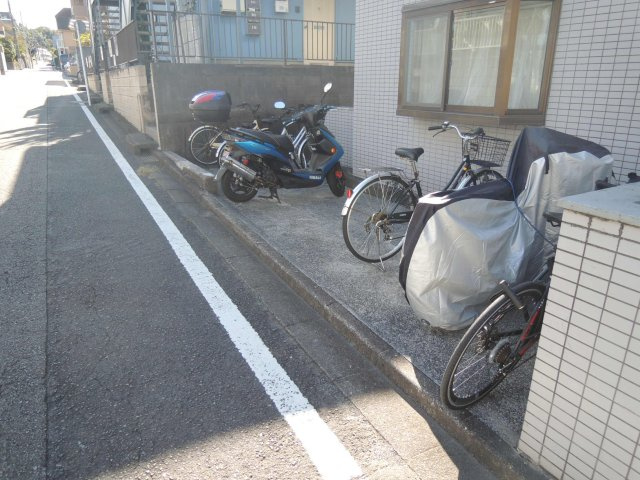 コートニュータウンのその他共用部分|駐輪場あり【コートニュータウン】
