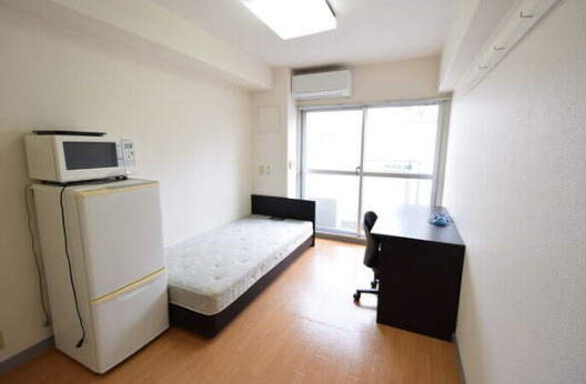 甲南クローバーハウスの居間・リビング