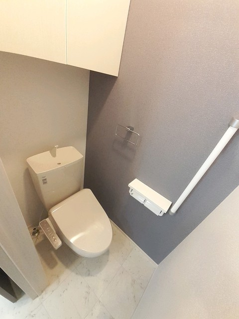 広島市安佐北区上深川町のアパートのトイレ