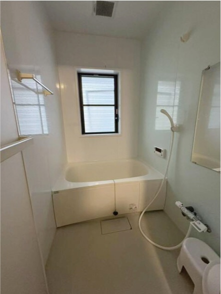 西七条西八反田町の浴室