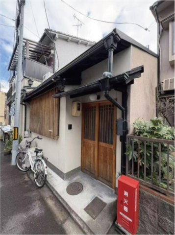 西七条西八反田町の外観