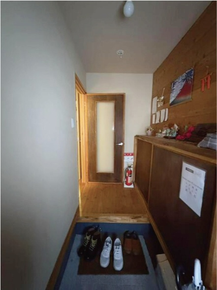 西七条西八反田町の玄関