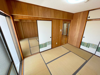 【和室】 | コーポ高月 | ※退去前の為、302号室の写真になっております　現状優先です