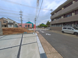 【前面道路含む現地写真】 | 名古屋市緑区梅里2丁目92−6【仲介手数料無料】新築一戸建て 