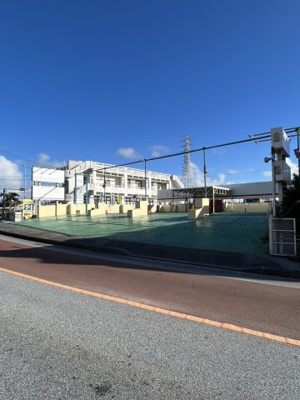  | 知花自動車工場