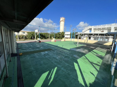  | 知花自動車工場