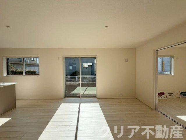 【居間・リビング】 | 渋川市行幸田第2　1号棟