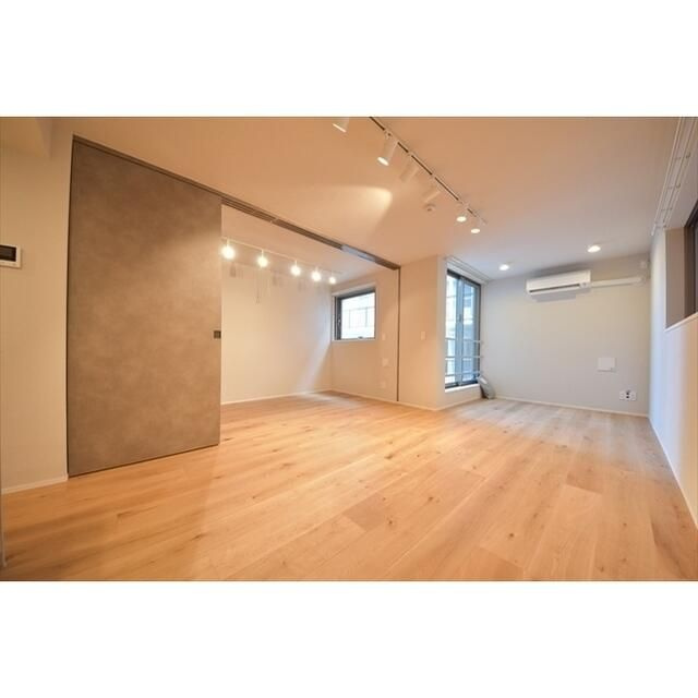 ＥＤＩＴ大森の内装