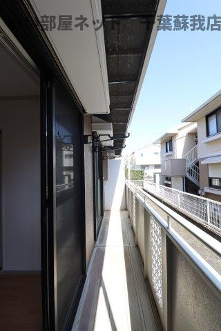 メゾンフローラおゆみ野のバルコニー|落ち着いた時間を過ごせるバルコニーです