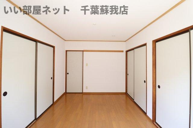 メゾンフローラおゆみ野の洋室|コンパクトで使いやすい洋室です