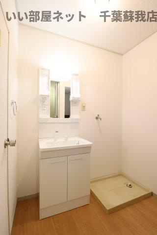 メゾンフローラおゆみ野の洗面所|朝の準備に活躍する、洗髪洗面化粧台！