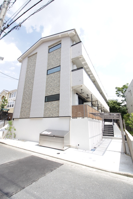 アザーレ・バモス新百合