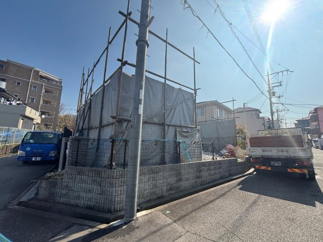 豊中市西緑丘　第1期　売土地の前面道路含む現地写真|周辺は落ち着いた街並みの住宅地！子育てがしやすい住環境です！現地でしかわからない事もございます。是非一度ご覧ください。