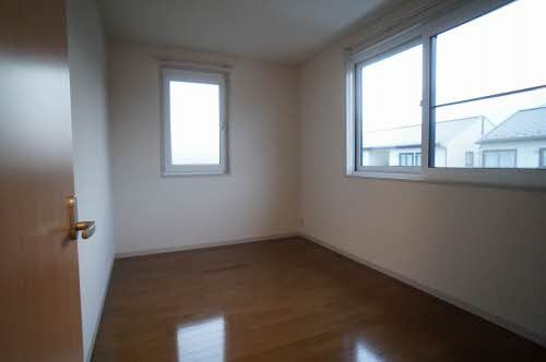 グランバリエ Ｃの洋室