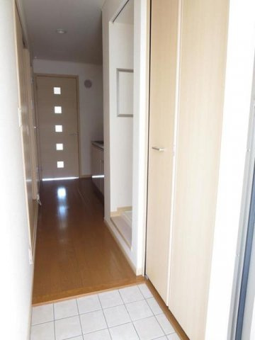 ベルメゾン法花の玄関|落ち着いた玄関です