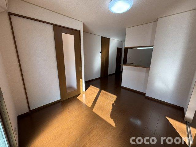 ビーンズスクエア　南棟の居間・リビング