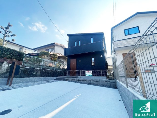 29日(土)30日(日)現地ご見学可能！　神戸市北区東有野台　ラスト1邸の外観|安心の10年保証！外観を美しく保ち、雨水で汚れを落とします！気になることがありましたら、お気軽にお問い合わせください！