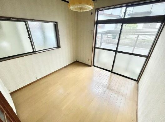 【中古】鶴ヶ島市中新田中古住宅の居間・リビング|リビングです