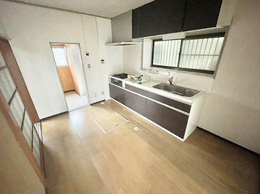 【中古】鶴ヶ島市中新田中古住宅のキッチン|お料理しやすいキッチンです