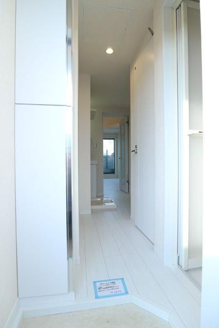 アリロッセ赤羽の玄関