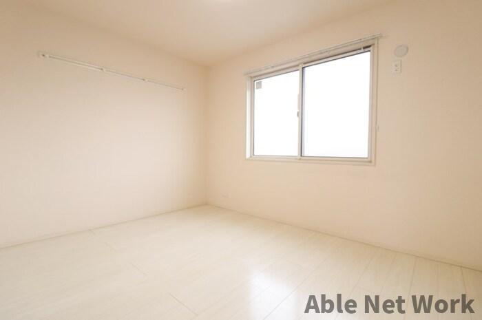 コンフォートⅡの居間・リビング|6帖洋室