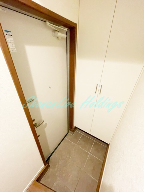 デザインメゾン東海岸北の玄関|お履き物が多い方にもおすすめ♪