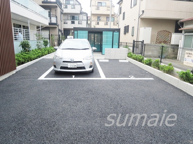 リブリ・アヴニール・ドレの駐車場|敷地内　駐車場あり！